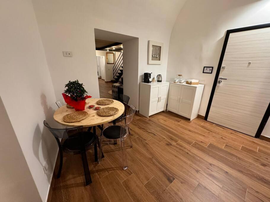 Domus Miraculi: Casa Storica Nel Cuore Di Napoli Екстер'єр фото